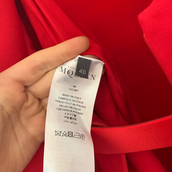 Alexander McQueen Cape Red Wool & Silk Mini Dress - Picture 5 of 8